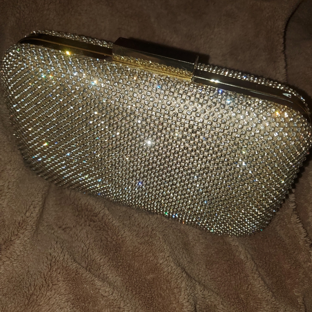 SPARKLE CLUTCH🤩 - Picture 4 of 8